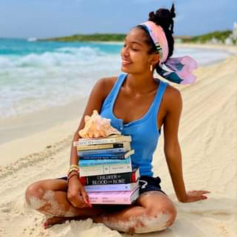 Summer Reading and The Cool Girl Summer Reading List