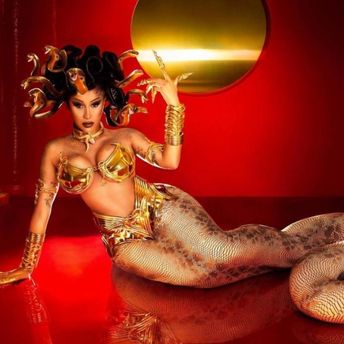 9 of the Most Trending Halloween Costumes of 2022